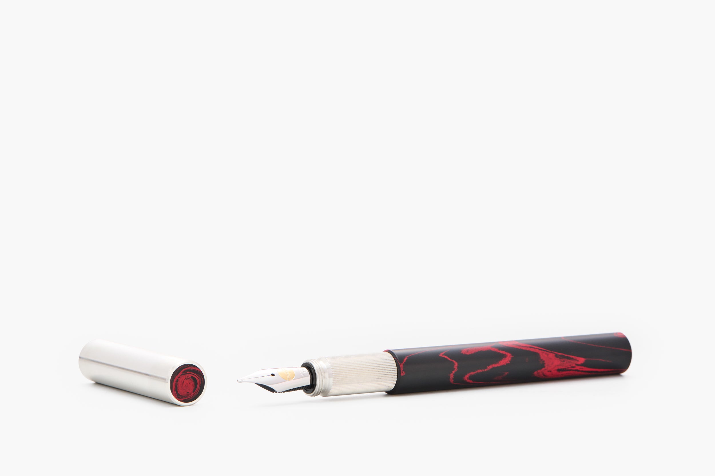 LONGCAP, Ebonit "50% Red", THE NINE 2026, Füllfederhalter, handgefertigt