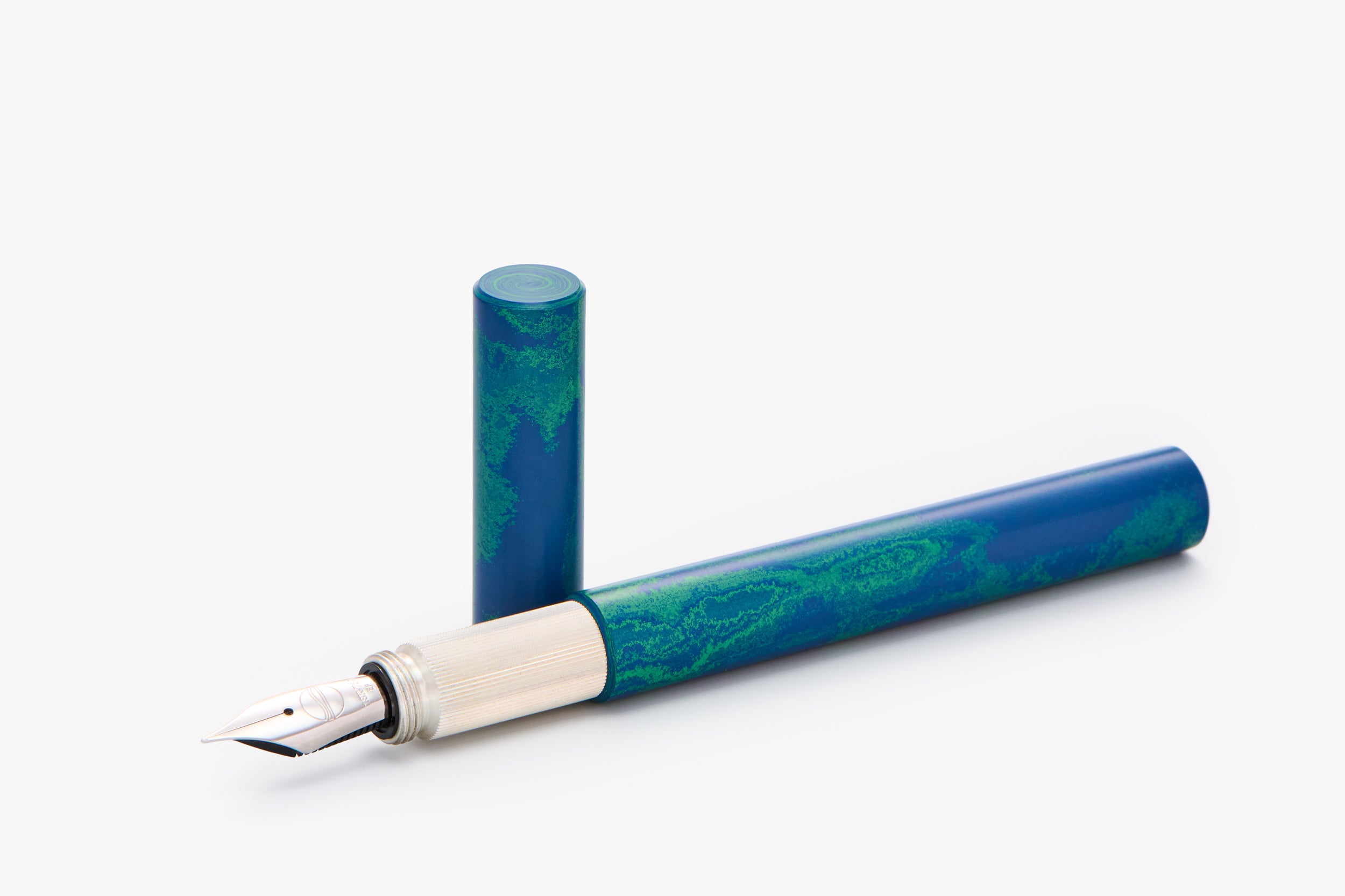 SHORTCAP, Ebonit "Faroe" & Silber, THE NINE 2026, Füllfederhalter, handgefertigt